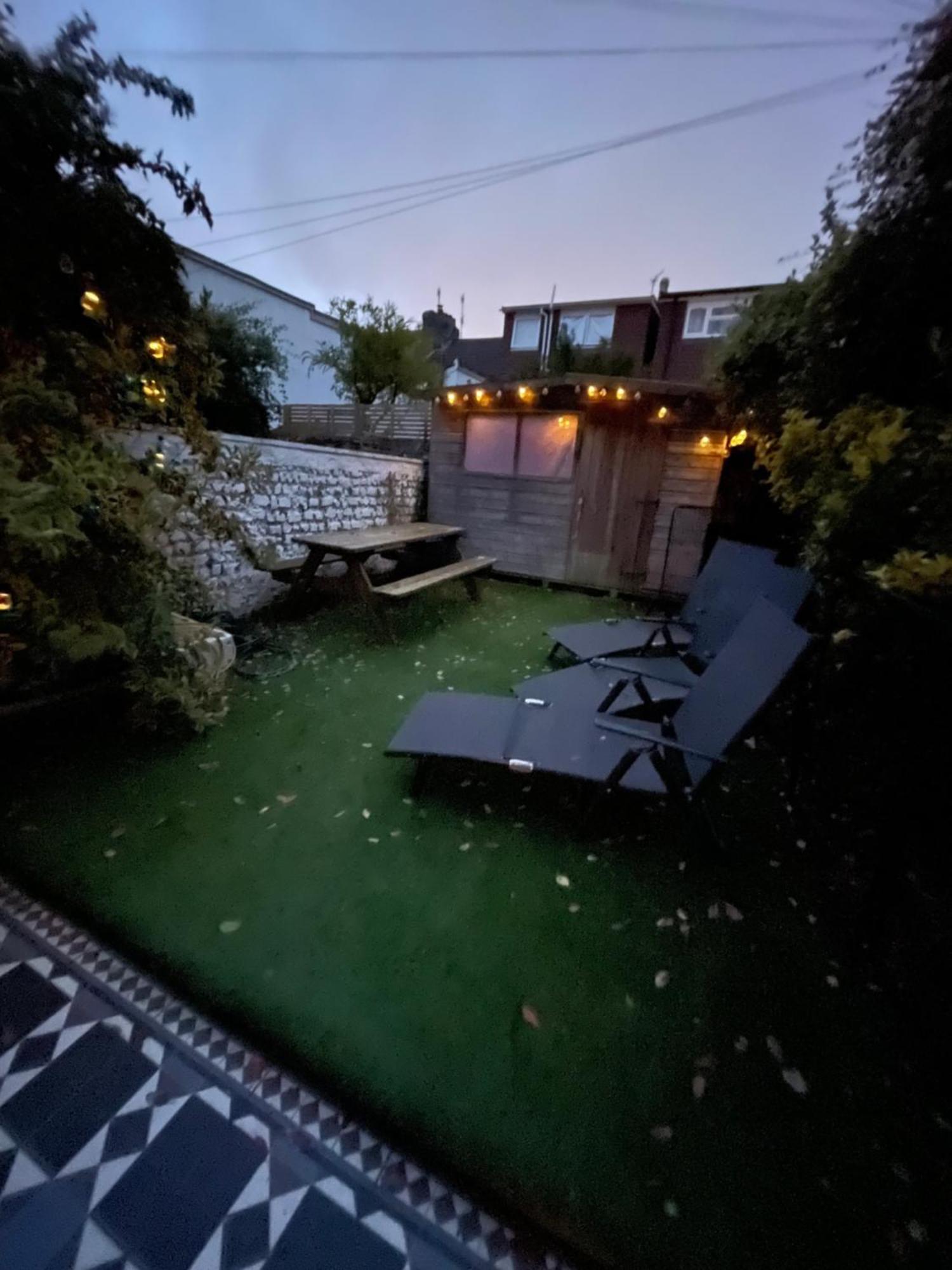 The Palms Brighton Villa Exterior photo